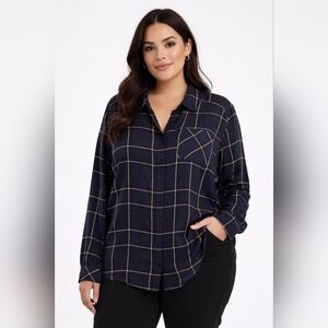 Torrid Size 0 Navy Plaid Button Front Blouse Rayon Long Sleeve Shirt Cabincore
